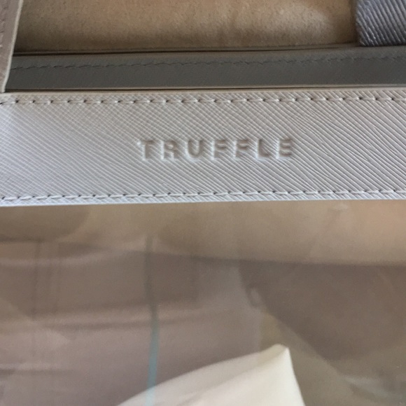 Truffle Clarity Tote in “Dove Grey” - Picture 2 of 7